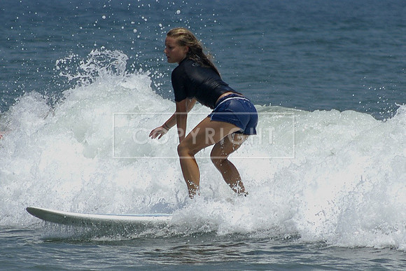Sarah Surfs