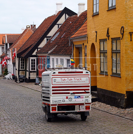 Tuk Tuk, Aeroskobing