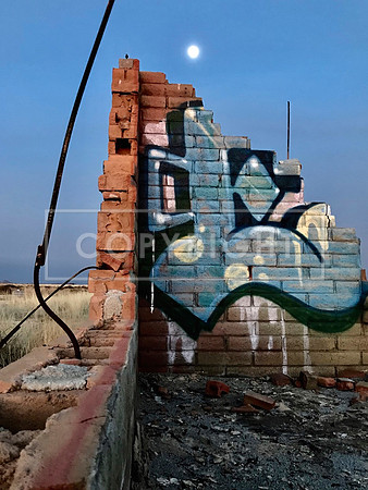 Graffiti Ruin Series 4-Moon