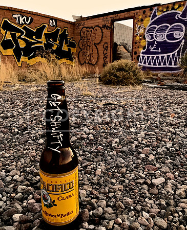 Graffiti Ruin Series 2-Bottle